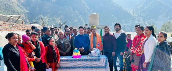 CM Dhami's wife's birthday celebrated with public service program in Betalghat