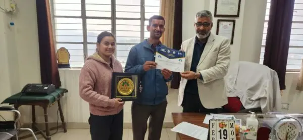 अल्मोड़ा:: जिले में आयुष्मान योजना से सर्वाधिक लाभान्वित करने वाला अस्पताल बना जिला अस्पताल 2 IMG 20240219 WA0021