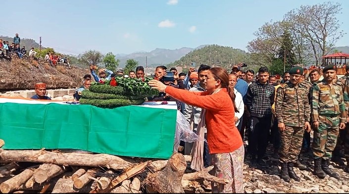The dead body of Someshwar's jawan, martyred while on duty