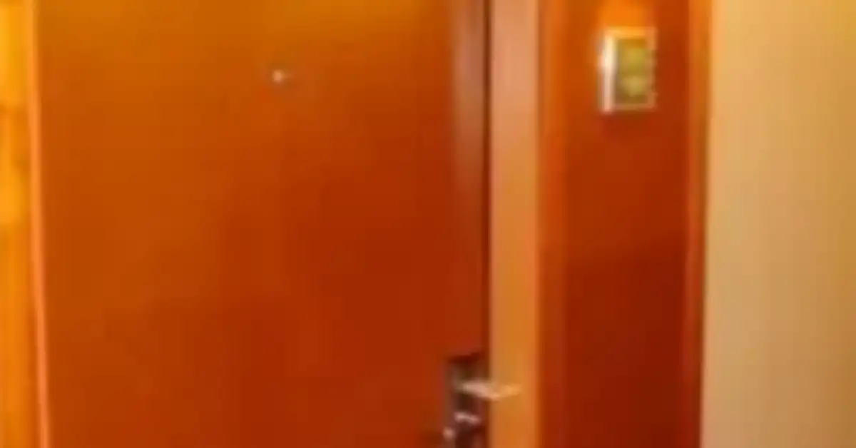 saif-ali-poses-as-sukhwinder-found-with-girl-in-hotel-caught-by-police