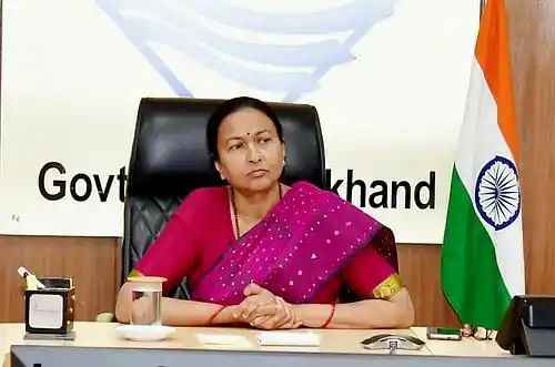 n6105505561716299331132b4be2a00e44c25f278d05d95d3571d28f3f44572dde7c3fec7758d647c0f9512