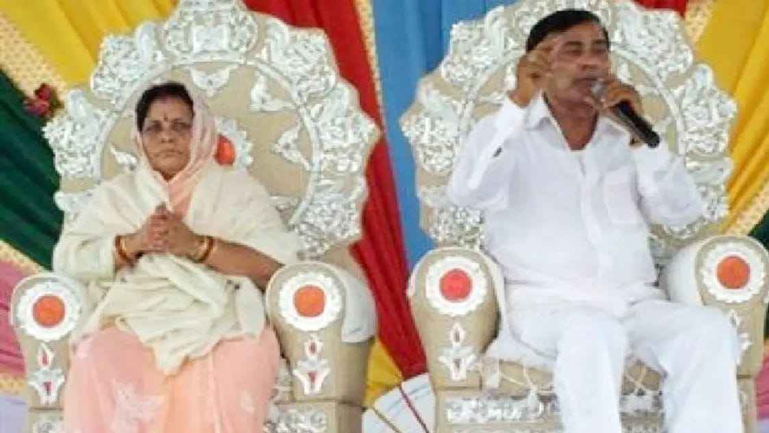 Hathras incident: I have heard someone giving a sermon wearing shoes for the first time, see what the religious leaders said about Bhole Baba