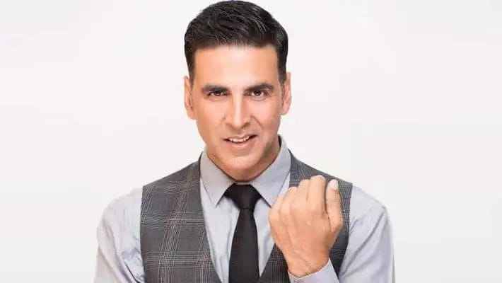 Akshay Kumar tests COVID positive, isolates himself, will not attend Ambani's wedding