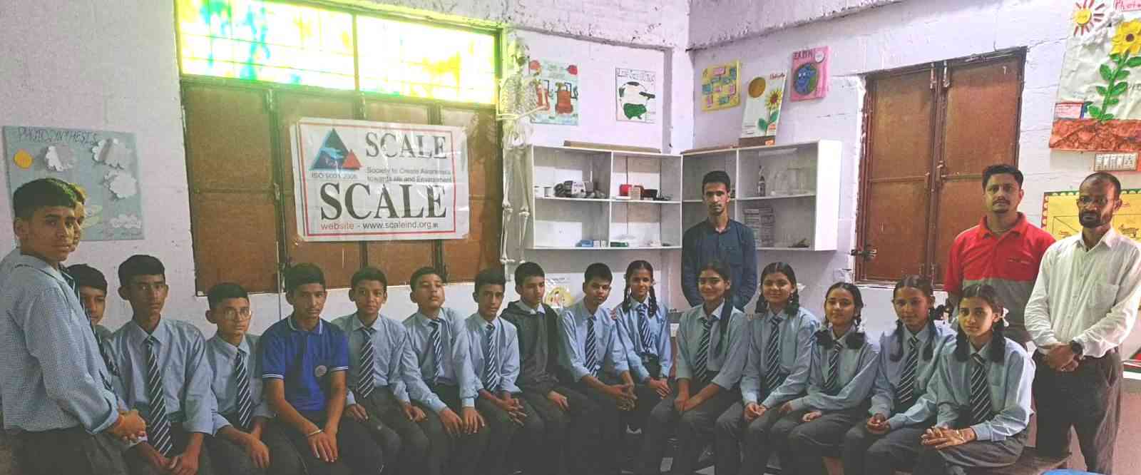Science laboratory started in Gyan Vigyan Children Academy Hawalbagh, Scale organization is cooperating