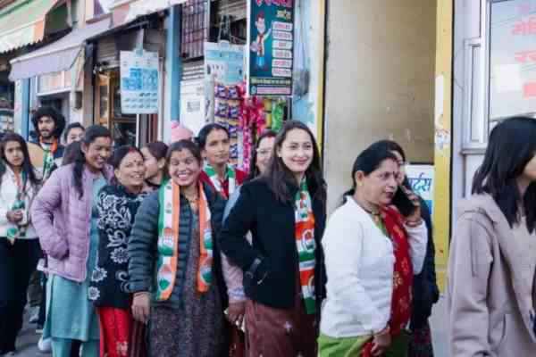 Congress road show, Congress showed its strength even on the second day of the rally
