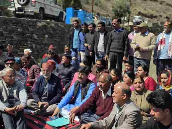 कोसी बैराज सफाई को लेकर कांग्रेस का हल्लाबोल! विधायक मनोज तिवारी की चेतावनी—जल संकट टालो, वरना होगा उग्र आंदोलन 2 55 1