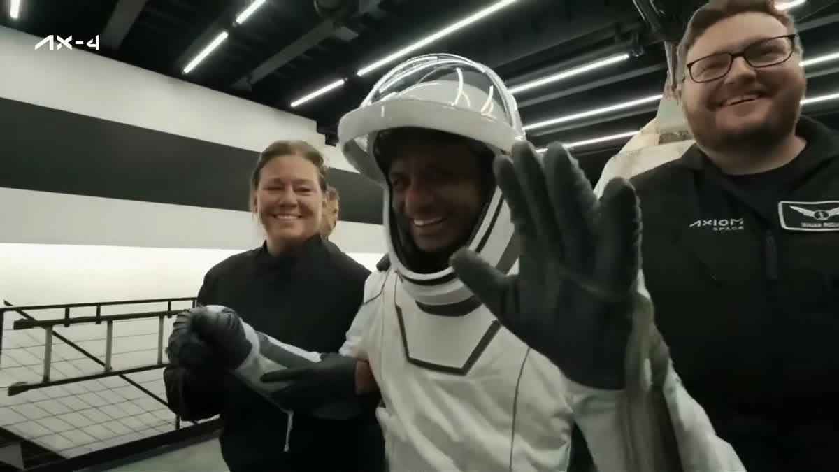 1200 675 24614802 854 24614802 1752804389426