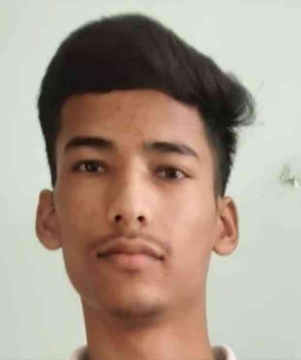 jawahar-navodaya-vidyalaya-tadikhets-alumnus-vijay-got-selected-in-iit-indore