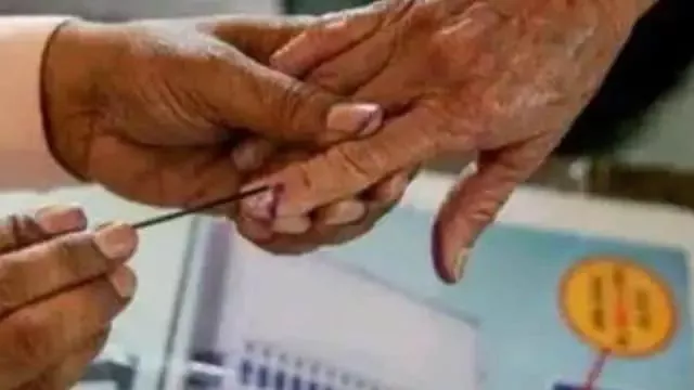 in-the-three-tier-panchayat-elections-gourd-ship-shovel-and-damru-became-the-means-of-identification