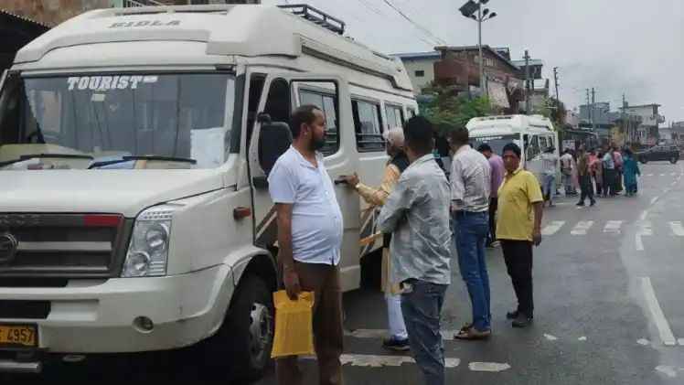 n6740810481753519390327c045193a5dba79e5c9f1090d8409320c76ef13a2ef631fa392c86d1c6b7e57de