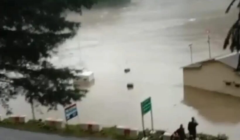 https://www.uttranews.com/after-the-earthquake-cloud-burst-on-sukhi-top-lake-formed-near-army-camp-situation-of-double-disaster/