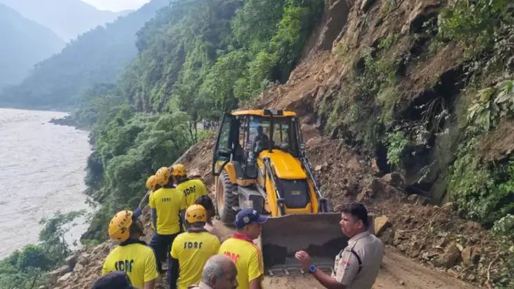 n676916606175524858763021d344d67901ef89789313de41e9acaddc9500bb1b8dce1885a9d299702213ee