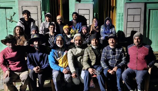 दोहन और लालच की कहानियों के बीच हिमालयी जीवन के संतुलन को दिखाती है फिल्म यार्सा गम्बू 2 Screenshot 2025 0909 190149