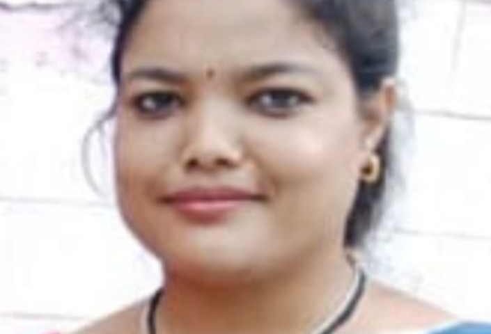 अल्मोड़ा:: जल्द हो गांवों के लिए प्रस्तावित नई सड़कों का निर्माण, जिपं सदस्य शैलजा ने उठाई मां