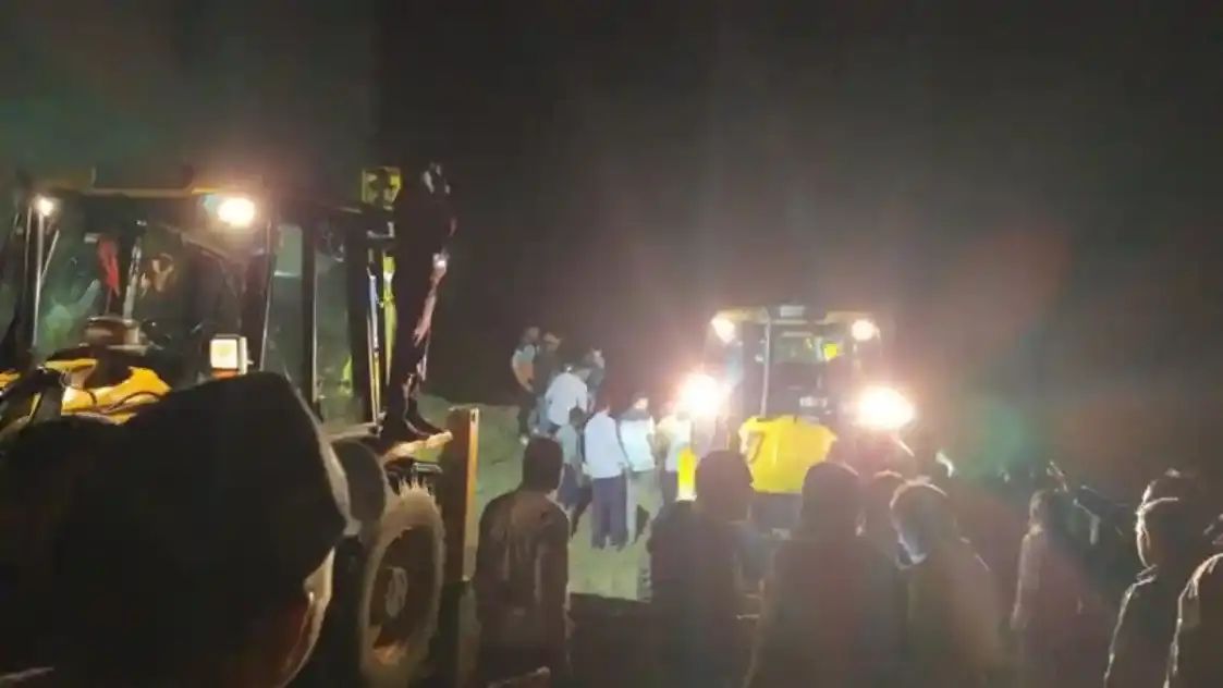 n6841752001759906826548c37713116abb5e60773567175fb9ff89aeb81e8a1d87bcdd73c0681951073e42