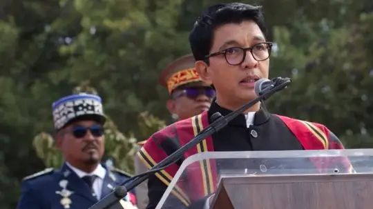 n6850049171760423739381c476a34bb387d7bd776114969e3d80d4b10d2392cb49a707aa4fbaf26c9186a4