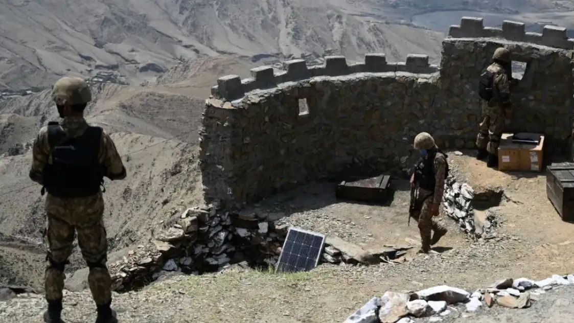 n68515654117605221397538651b714635780a02e0382d9007c12ec7ed53bf4c86ddf9a2a0f5b1cede3d984 1