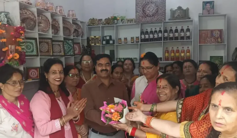 sakhi-market-opened-in-atharbani-gram-sabha-of-almora