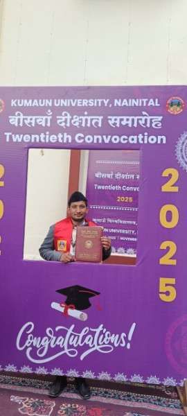Chandra Prakash Singh, spokesperson for GIC Kamleshwar, was awarded a Ph.D. degree by President Draupadi Murmu.