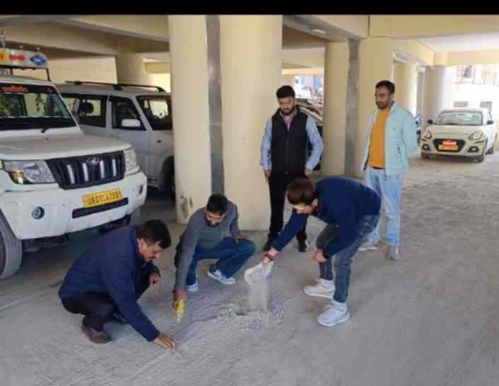 almora-questions-raised-about-the-quality-of-the-new-parking-lot-municipal-councilors-demanded-an-investigation