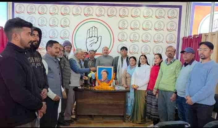 almora-former-prime-minister-late-indira-gandhi-remembered-on-her-birth-anniversary