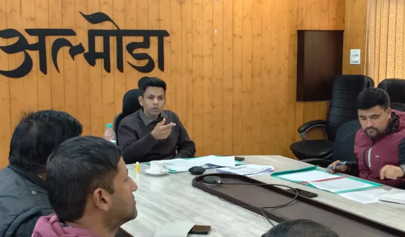 Almora's historical Patal market will be rejuvenated, DM gave these instructions in the meeting