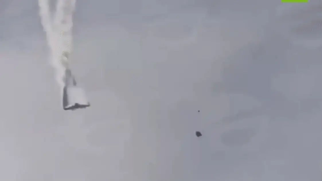 n6886886131762929917941639843bf9738d09bcafade65b6eec5fb289e9f14804b6a4fa8156aad88d7f5a2