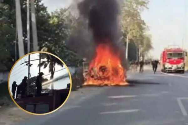 a-moving-thar-suddenly-caught-fire-causing-panic-on-the-road-four-friends-jumped-to-save-their-lives