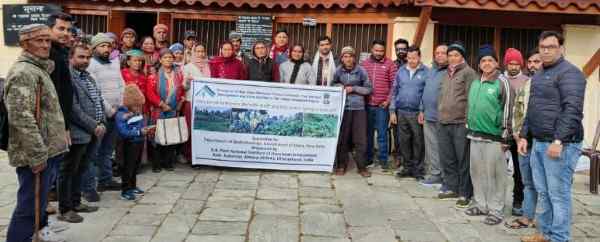 A workshop on the cultivation of medicinal plants was organized in the Chaudas Valley of Pithoragarh.