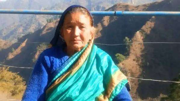 रुद्रप्रयाग के इस गांव में अकेले रहने को मजबूर हुई वृद्ध महिला, जी रही है खौफ के साए में 1 Pi7compressedn69452999817667235934357af8761d760007bf28f72102dbc610e49bc0d1cfaae56a27c9dae051d99e5b61