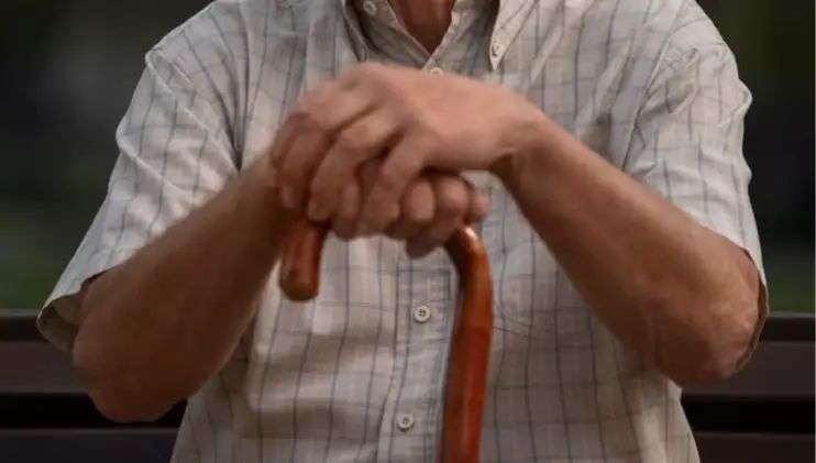 n6929707371765684230923b2a3eab61981d4f7591446f0a28e4fb9315fd06e7e4d2bc8ffad1e6569cde335