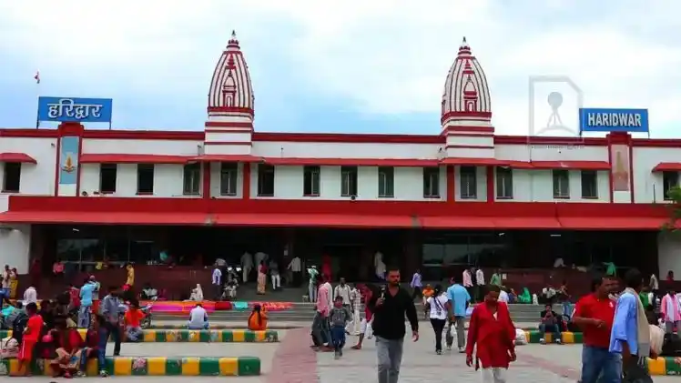 अब हरिद्वार जाने वाले लोगों के लिए आई खुशखबरी, रेलवे स्टेशन पर बनेगा बड़ा लिविंग एरिया, चलेंगी 100 जोड़ी ट्रेनें 1 n6997924171770301128037545a40872d7b0e0916d55d1176ec76162d053cdb2bf45700bea5a694150e2d59