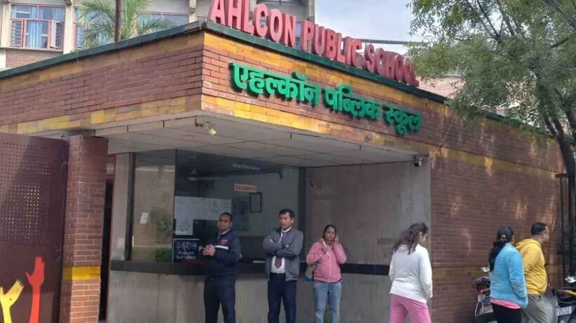 n700201375177062064172976fb187805306a1f16b0d662369b360f4f0f5d13abbf999593be69070d528853