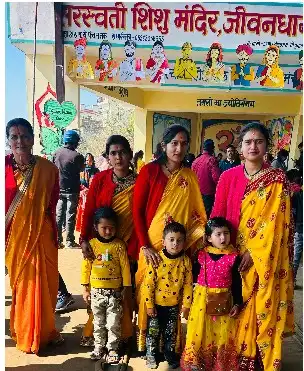 शिशु मंदिर अल्मोड़ा में संपन्न हुआ विद्यारंभ सस्कार 2 vidyarambh ceremony completed in shishu mandir almora