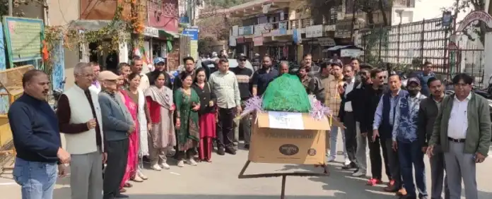 congress-protests-in-almora-against-rising-cooking-gas-prices