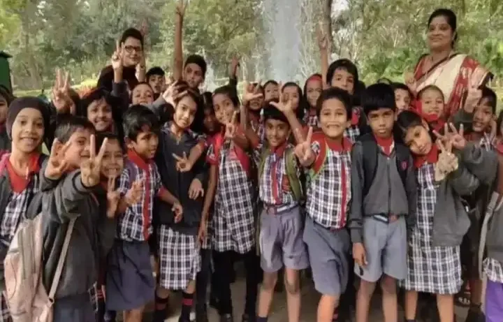 n7038063851773047148459b40a987b17acfc87df8b2c06dd82d29329a6afd814c441987ebb7a6066944723