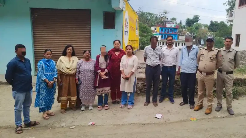 17 year old daughter was going to get married in Almora, 5 days before the decoration of the mandap the team was threatened, now the family members did this work