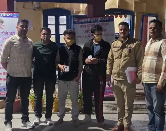 almora-police-takes-major-action-against-drug-smugglers-two-arrested-with-11-46-grams-of-smack