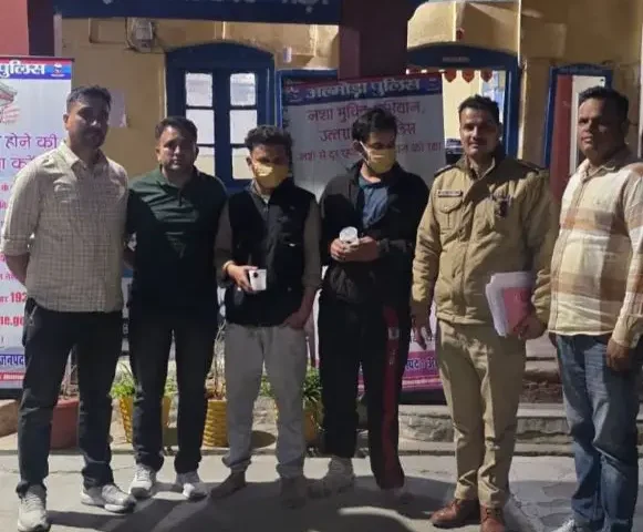 almora-police-takes-major-action-against-drug-smugglers-two-arrested-with-11-46-grams-of-smack