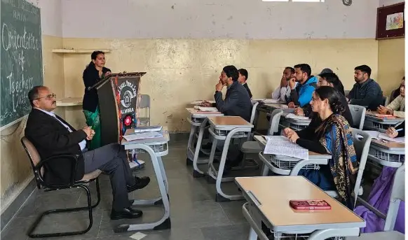 almora:-teacher-training-program-completed-in-holy-angel-public-school-emphasis-given-on-new-education-policy-and-ai-based-studies