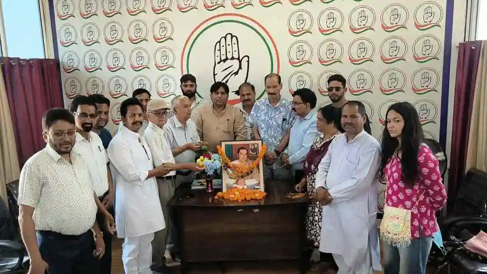 [Almora Congress Commemorates Former PM Rajiv Gandhi On His Death Anniversary