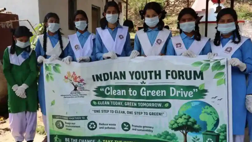 Almora news- Indian Youth Forum launched cleanliness campaign in Daulaghat, collected garbage from river and public places