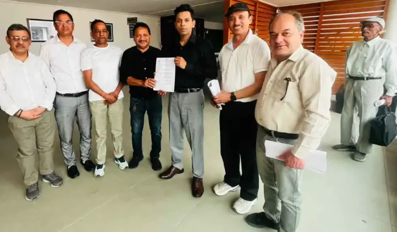 Chemists protest against online pharmacy and deep discounts, announcement of closure of drug shops across the country on May 20
