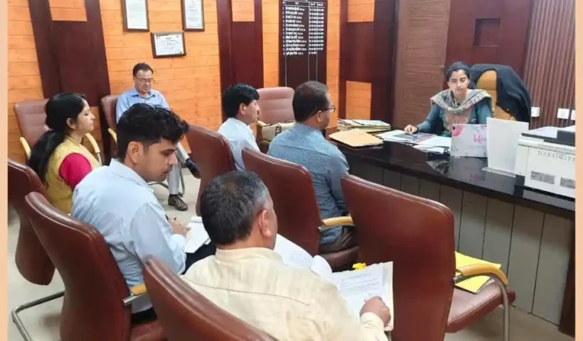 adm-yukta-mishra-sets-a-deadline-of-6-months-for-the-pending-cases-of-state-agitators-in-almora