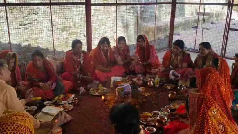 almora-news-vat-savitri-fast-celebrated-on-jyestha-amavasya
