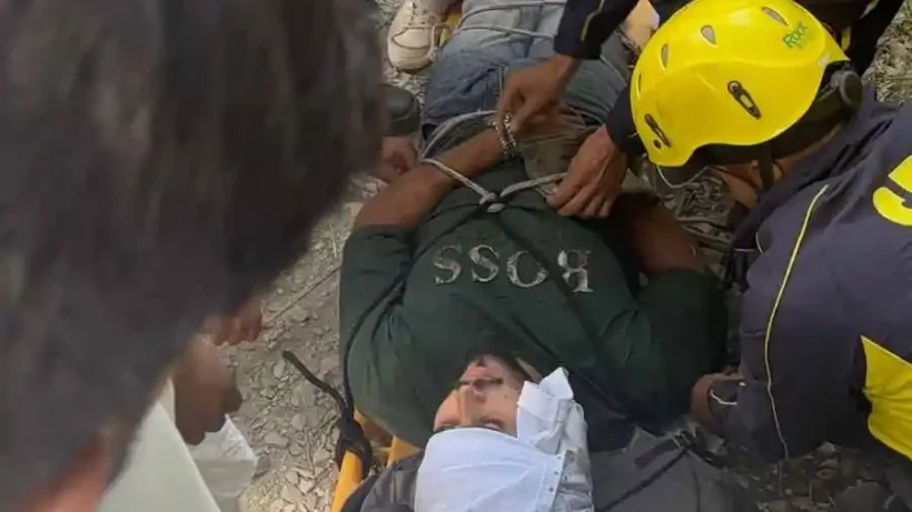 sdrf-rescues-moradabad-tourist-who-fell-into-gorge-while-trekking-at-china-peak-nainital