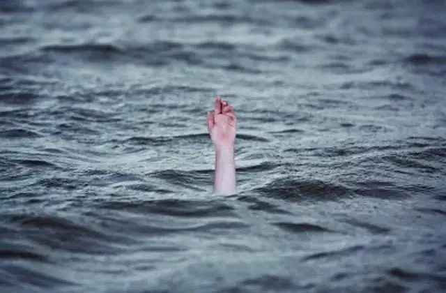 n6679560591749631891908247c1726ddea2c698e2d4861f95b1324ca44c741a69a718534ea156528e3064c